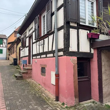 Holiday home Maison Rue De Mars - 4 Personnes - Centre - 1 Parking Gratuit